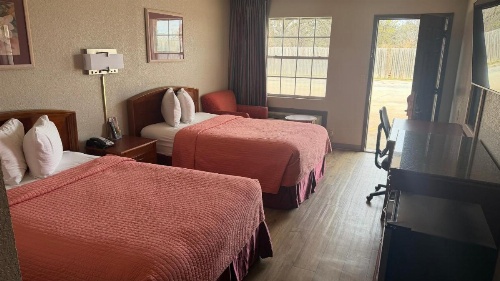 Colonial Inn image 28